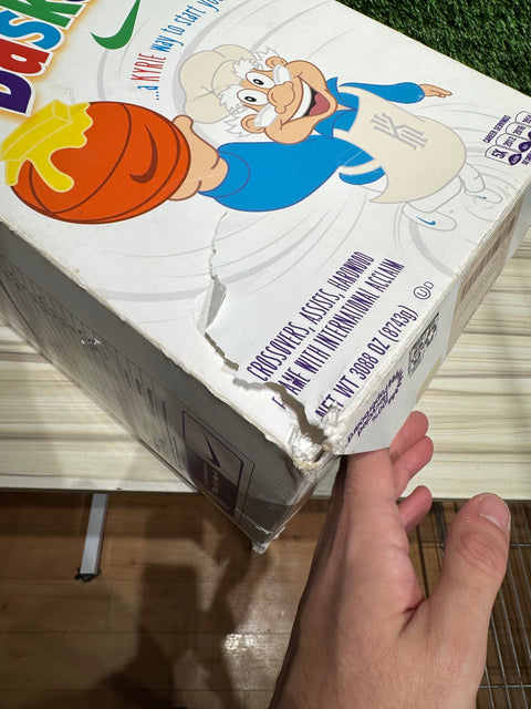 Nike Kyrie 4 Cinnamon Toast Crunch (Special Cereal Box Package) Sz 11