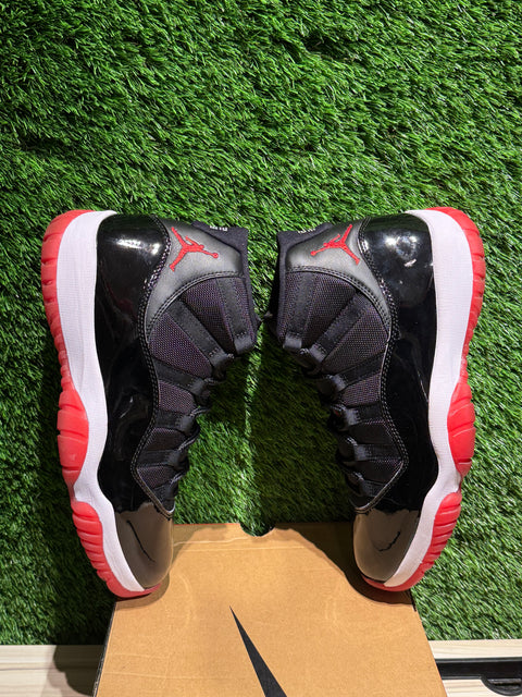 Jordan 11 Retro Playoffs Bred (2019) Sz 10M