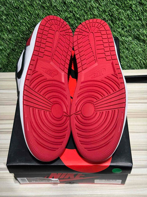 Jordan 1 Retro Low OG Black Toe (2023) Sz 11M