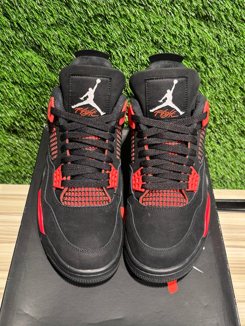 Jordan 4 Retro Red Thunder Sz 8.5M