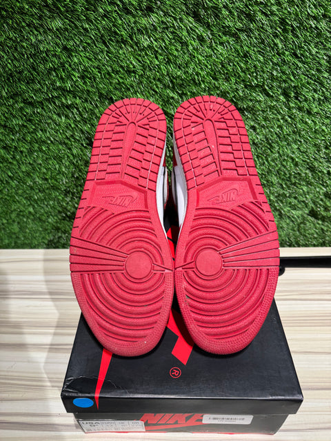 Jordan 1 Retro Chicago (2015) Sz 9.5M