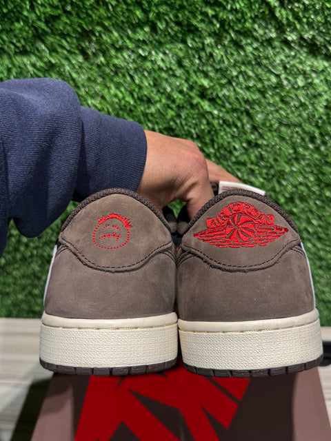 Jordan 1 Retro Low OG SP Travis Scott Mocha Sz 11.5