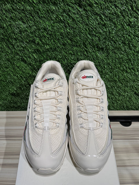 Nike Air Max 95 SP Undefeated Sail