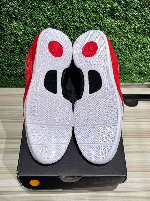 Nike Kobe 8 University Red (GS) Sz 6.5Y