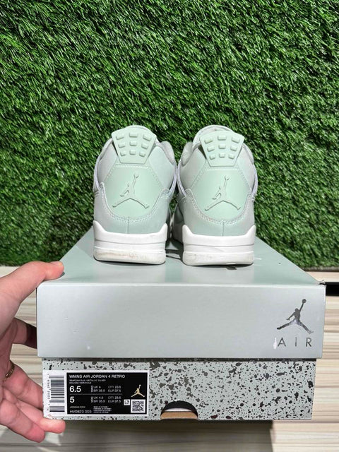 Jordan 4 Retro Seafoam Sail (Women's) Sz 5M