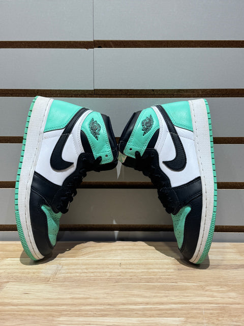 Jordan 1 Retro High OG Green Glow (GS) Sz 4Y