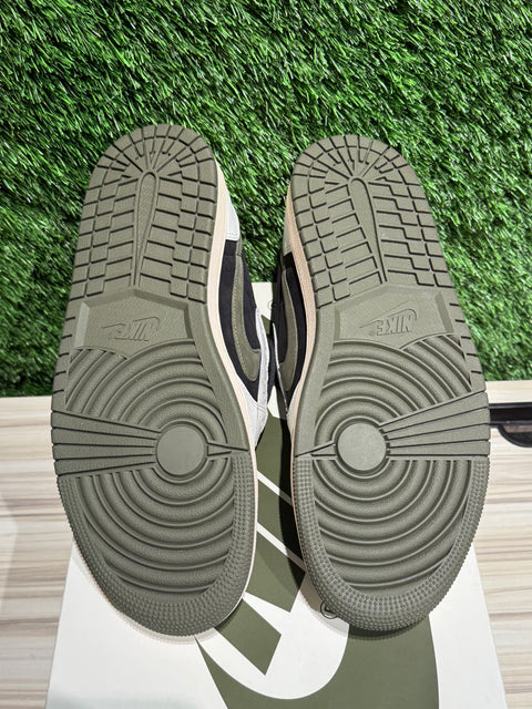 Jordan 1 Retro Low OG SP Travis Scott Olive (Women's) Sz 9M