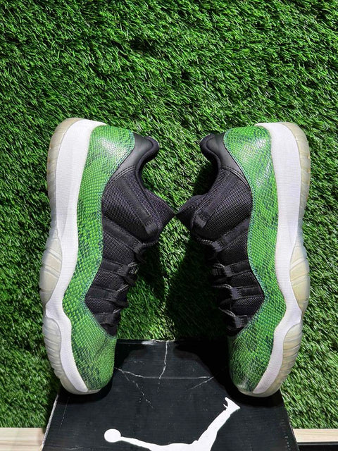 Jordan 11 Retro Low Green Snakeskin Sz 10.5M
