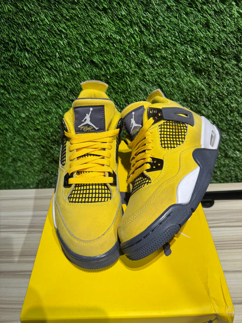 Jordan 4 Retro Lightning (2021) (GS) Sz 7Y