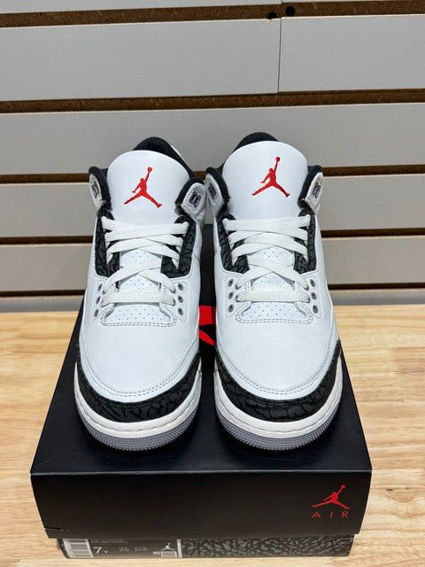 Jordan 3 Retro Cement Grey (GS) Sz 7Y