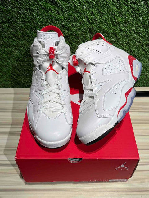 Jordan 6 Retro Red Oreo Sz 8.5