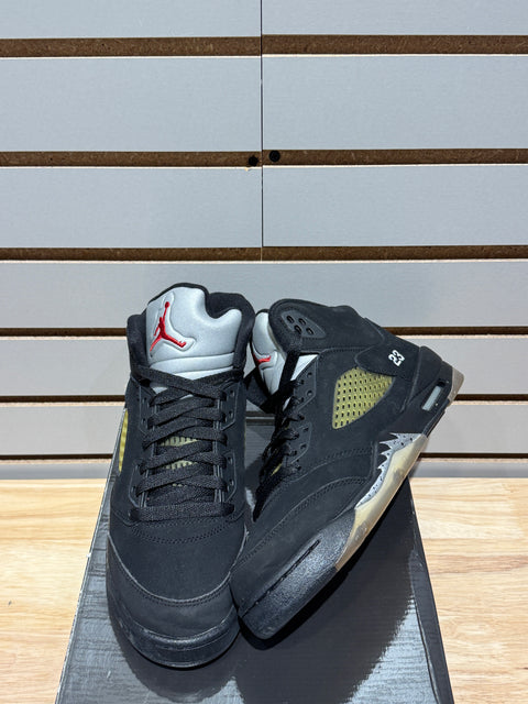 2011 Air Jordan 5 Retro Metallic Sz 6.5Y