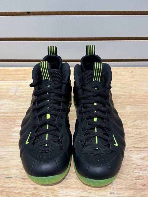 Nike Air Foamposite One Black Volt Sz 9.5
