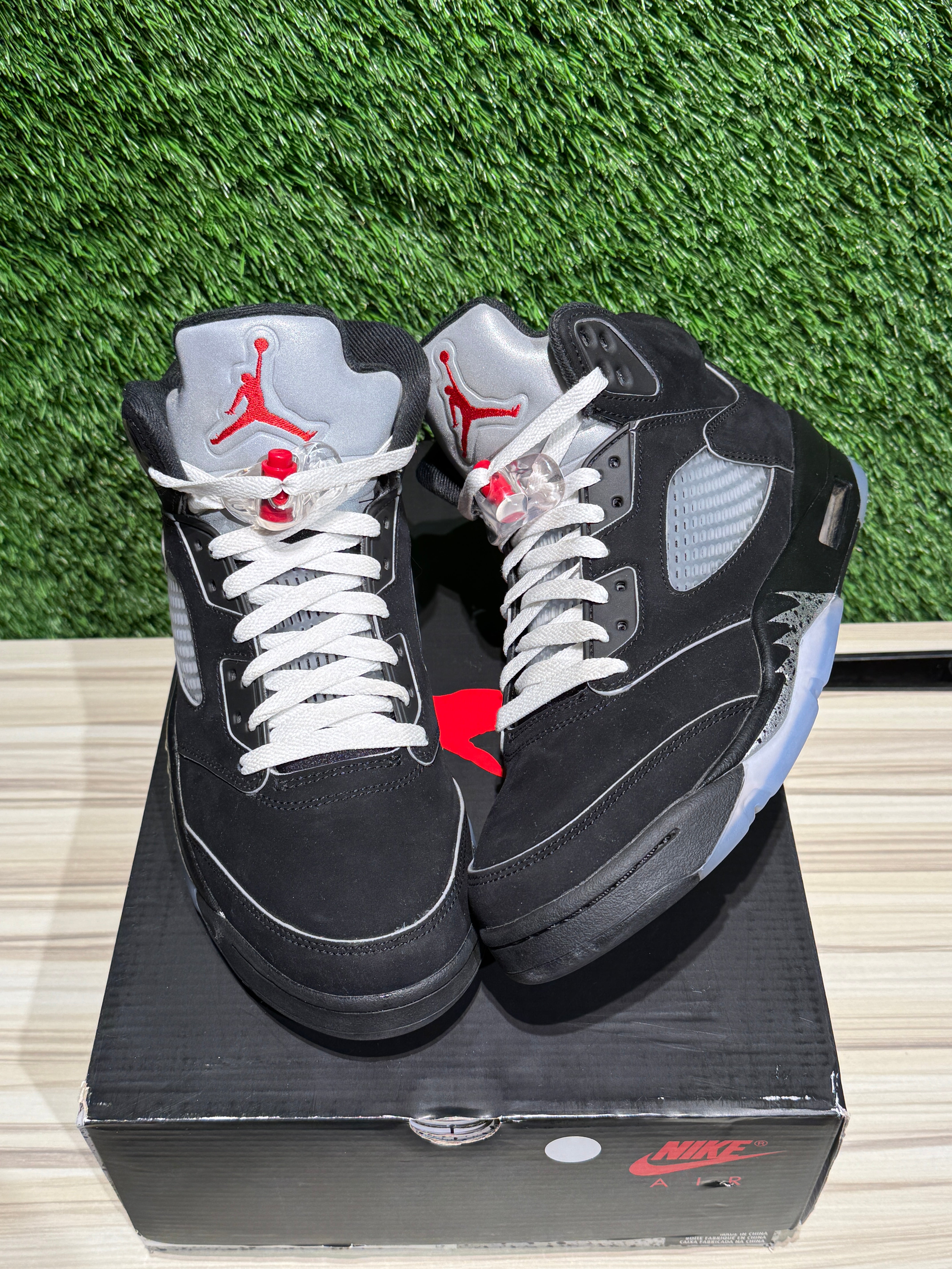 Jordan 5 Retro OG Black Metallic Reimagined Sz 8.5 – Sneak City