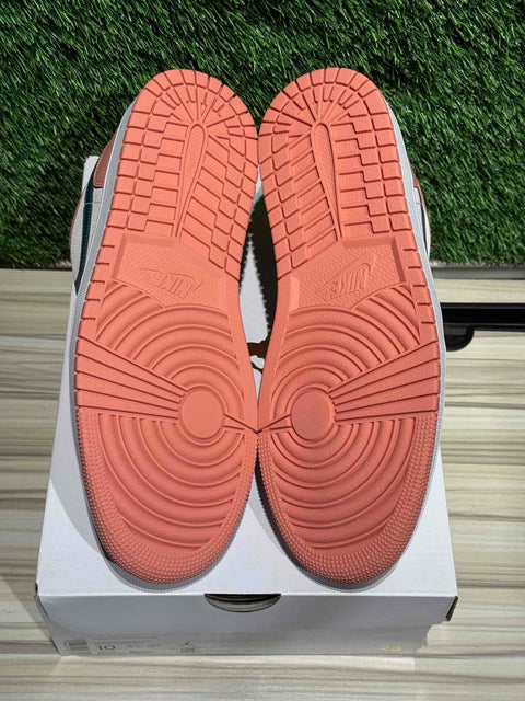 Jordan 1 Low Light Madder Root (Women's) Sz 10W/8.5M