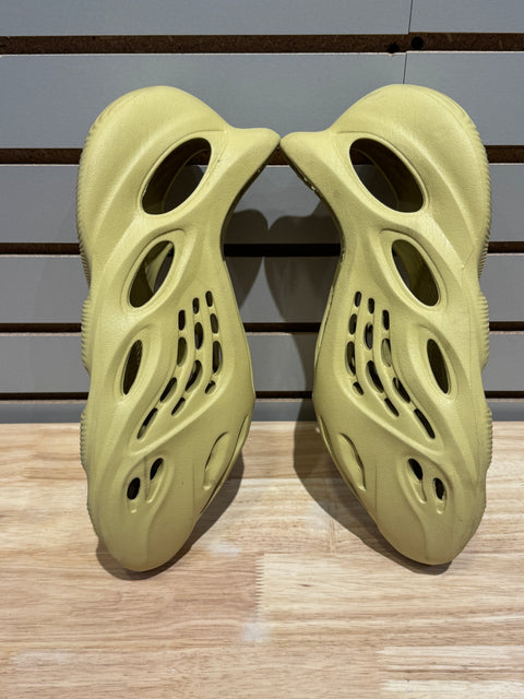 adidas Yeezy Foam RNNR Sulfur Sz 14