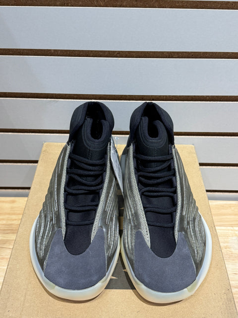 adidas Yeezy QNTM Barium Sz 10