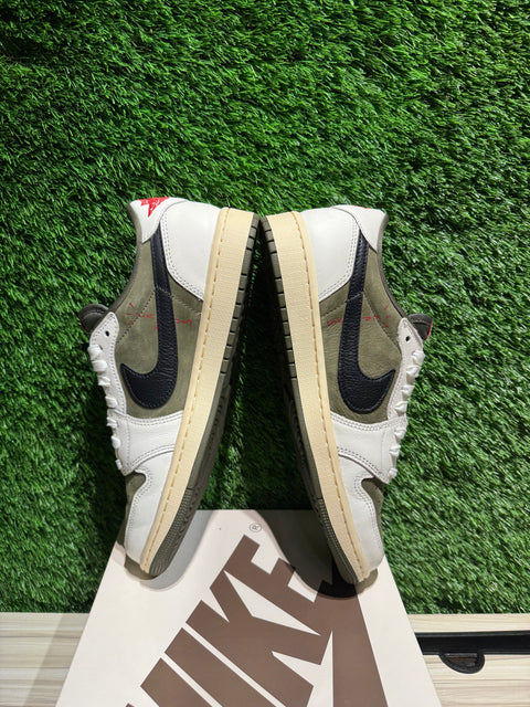 Jordan 1 Retro Low OG SP Travis Scott Medium Olive Sz 9