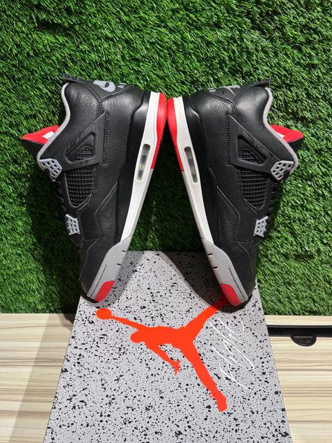 Jordan 4 Retro Bred Reimagined Sz 10M