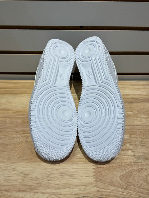 Nike Air Force 1 Low '07 LV8 White Sz 12