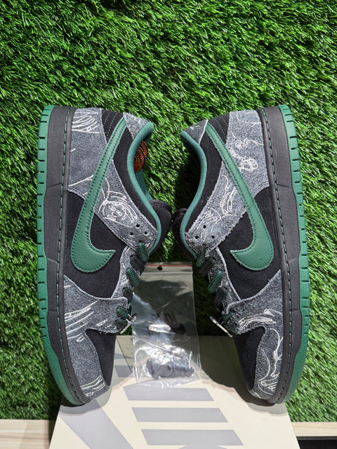 Nike SB Dunk Low There Skateboards Sz 10M