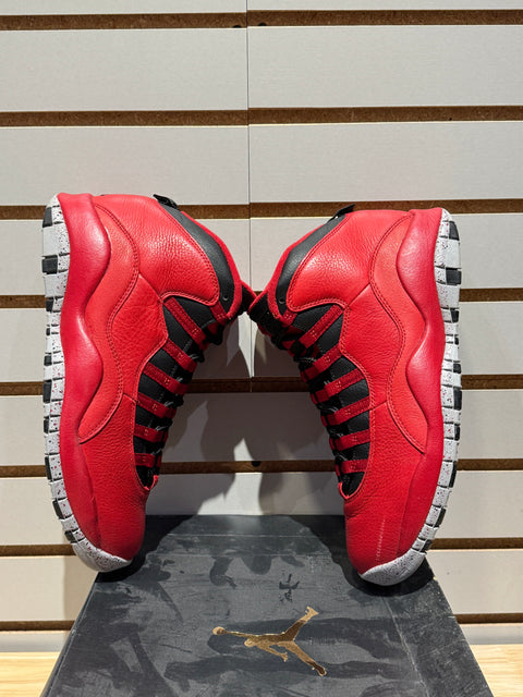 Jordan 10 Retro Bulls Over Broadway Sz 9.5