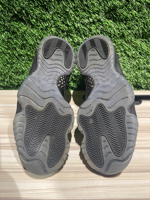 Jordan 11 Retro Cap and Gown Sz 8M