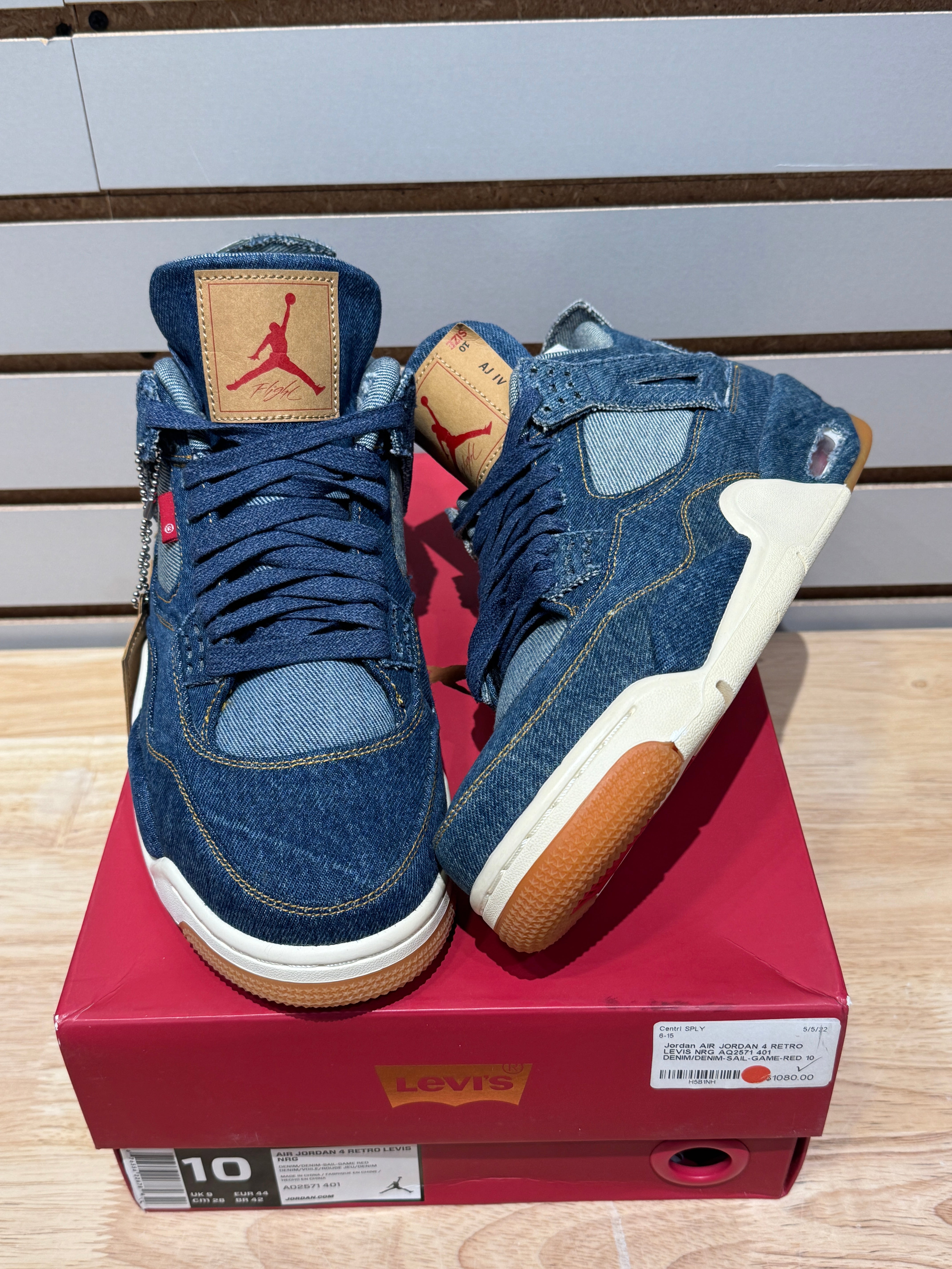 Jordan 4 Retro Levi's Denim (Blank Tag) Sz 10 – Sneak City