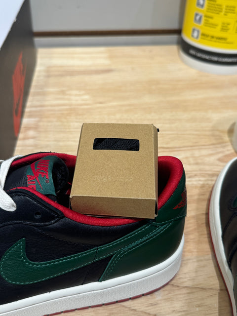 Jordan 1 Retro Low OG Gorge Green Varsity Red (Women's) Sz 10.5W/9M