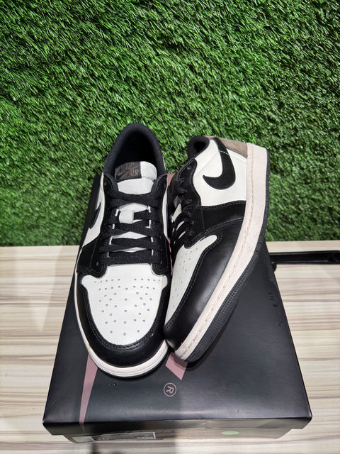 Jordan 1 Retro Low OG Mocha Sz 10.5M