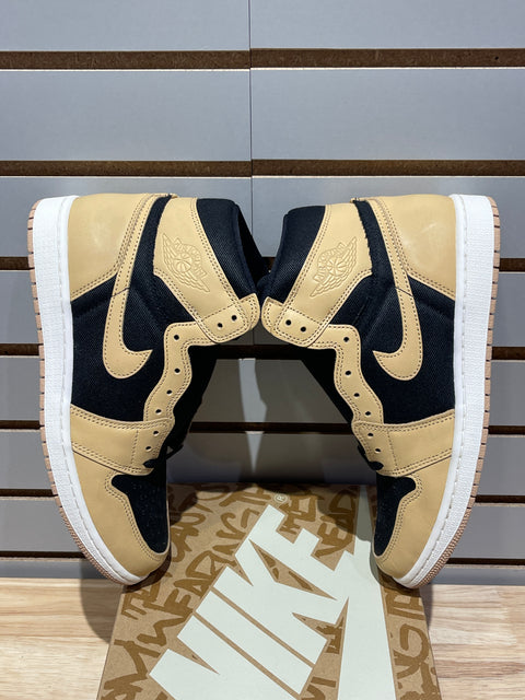 Jordan 1 Retro High OG Heirloom Sz 9.5