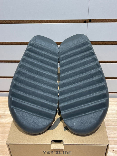 adidas Yeezy Slide Dark Onyx Sz 11