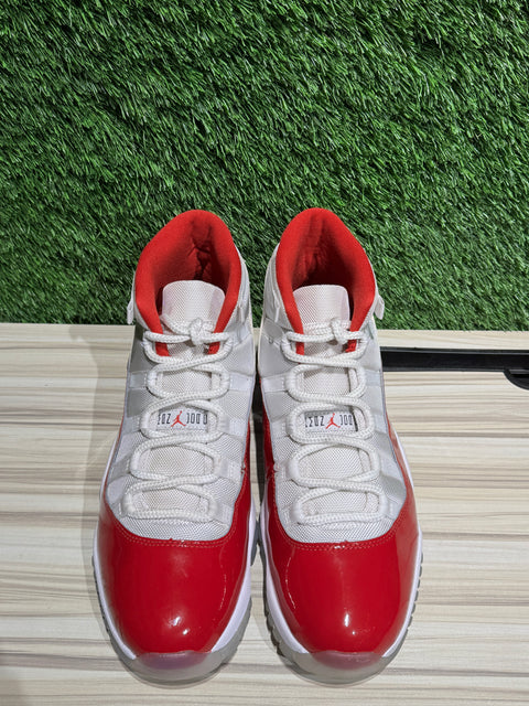 Jordan 11 Retro Cherry (2022) Sz 11M