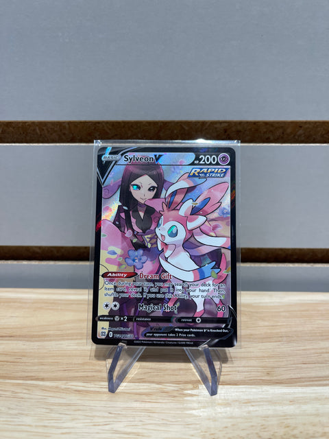 Pokémon Sylveon V - SWSH09: Brilliant Stars Trainer Gallery (SWSH09:TG)