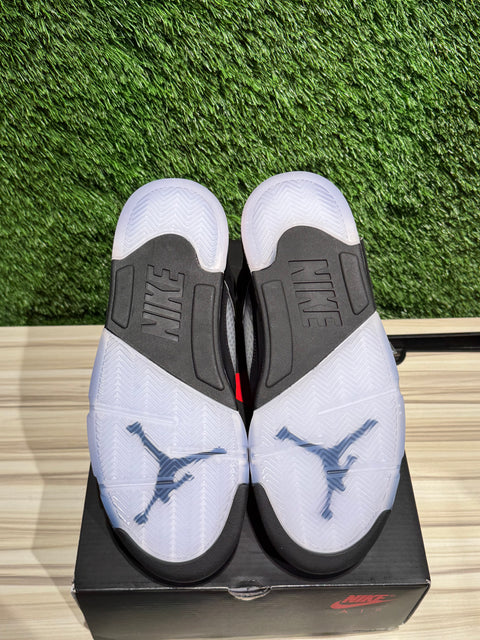 Jordan 5 Retro OG Black Metallic Reimagined Sz 8.5M