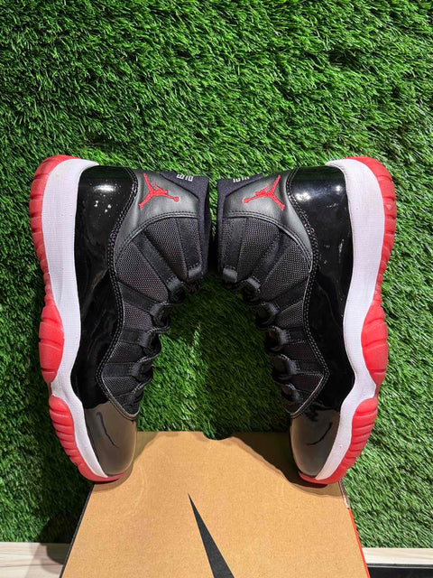 Jordan 11 Retro Playoffs Bred (2019) Sz 9M
