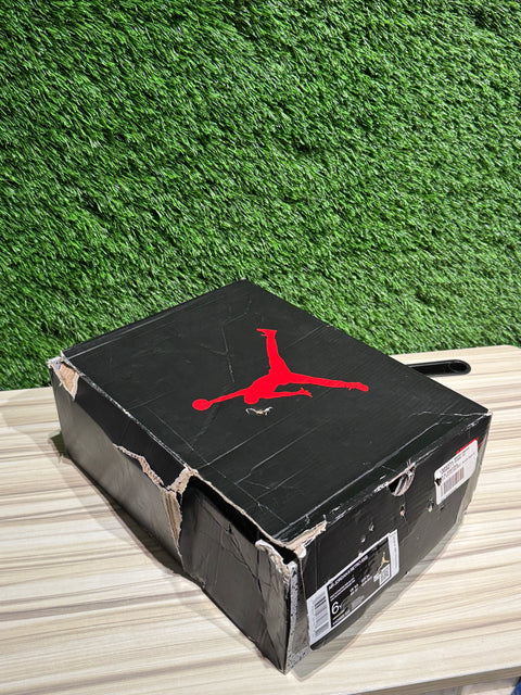 Jordan 5 Retro Fire Red Silver Tongue (2020) (GS) Sz 6Y