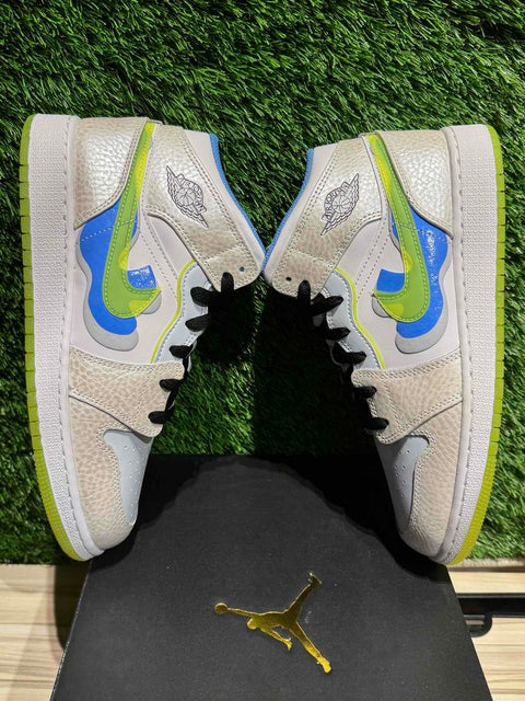 Jordan 1 Mid SE Warped Swoosh (GS) Sz 7Y