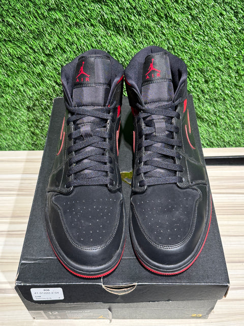 Jordan 1 Mid Last Shot Sz 12