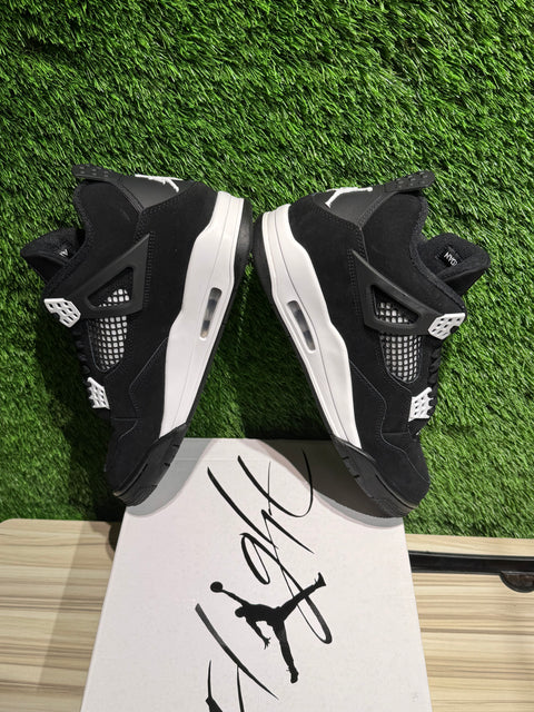 Jordan 4 Retro White Thunder Sz 10.5