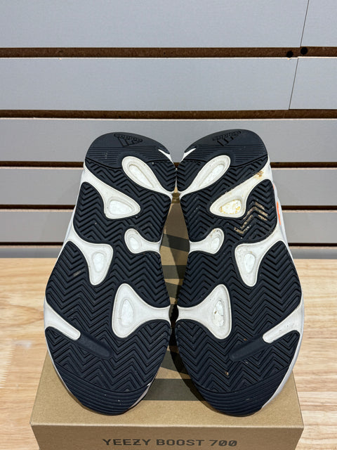 adidas Yeezy Boost 700 Wave Runner Sz 7.5