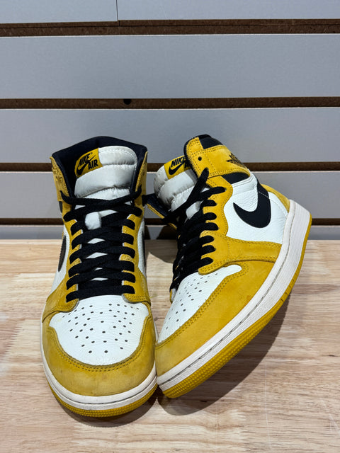 Jordan 1 Retro High OG Yellow Ochre Sz 9.5M