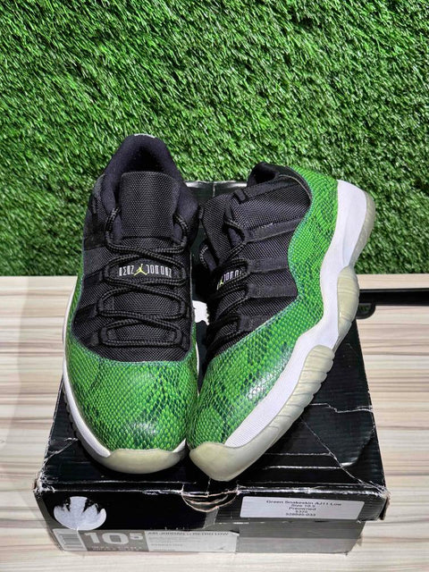 Jordan 11 Retro Low Green Snakeskin Sz 10.5M