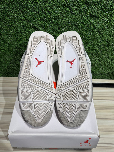 Jordan 4 Retro White Oreo (2021) Sz 10.5M..