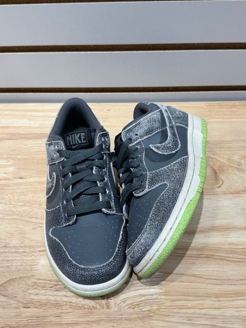 Nike Dunk Low Halloween (2022) (GS) Sz 4.5Y
