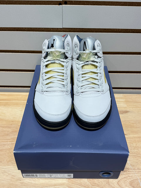 Jordan 5 Retro A Ma Maniére Dawn (Women's)