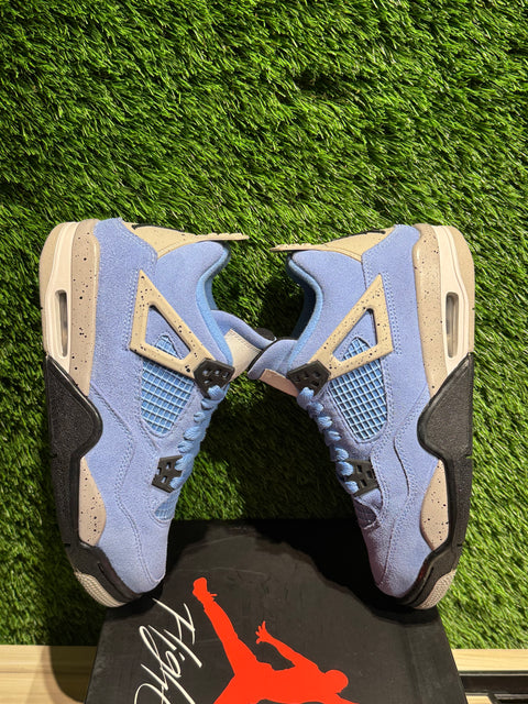 Jordan 4 Retro University Blue (GS) Sz 5.5Y