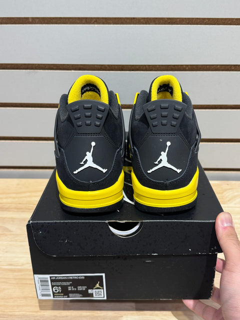 Jordan 4 Retro Thunder (2023) (GS) Sz 6.5Y