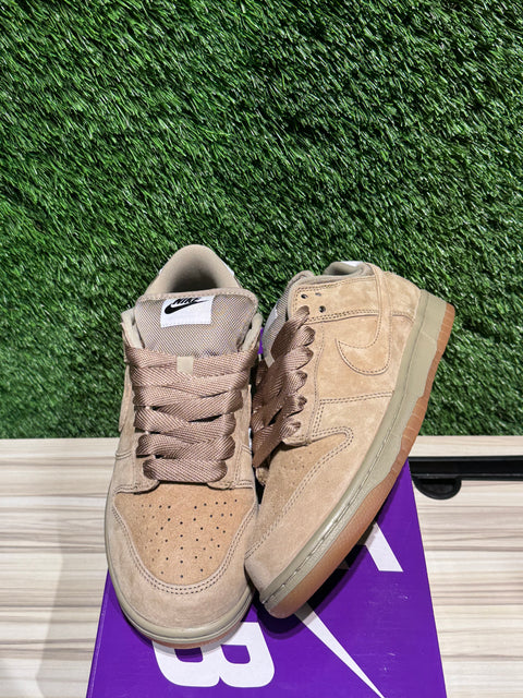 Nike SB Dunk Low Pro B Parachute Beige Sz 8.5M