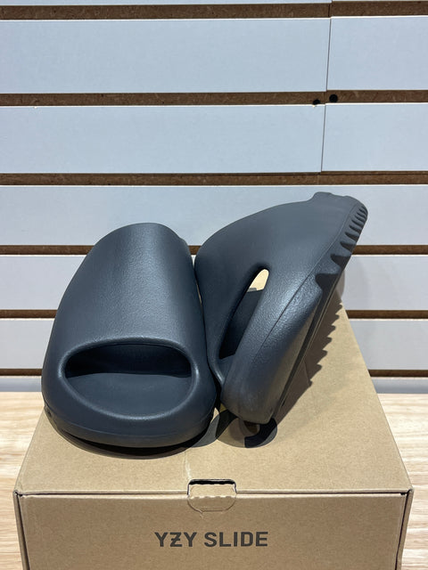 adidas Yeezy Slide Onyx Sz 12